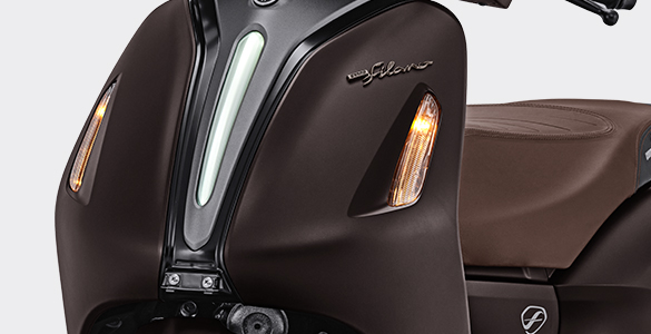 Untuk memberi tanda dalam situasi darurat (sesuai UU no 22 tahun 2009 peraturan berlalulintas pasal 121 ayat 1)